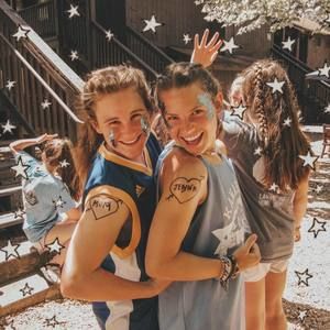 Meet your Posher, Iris